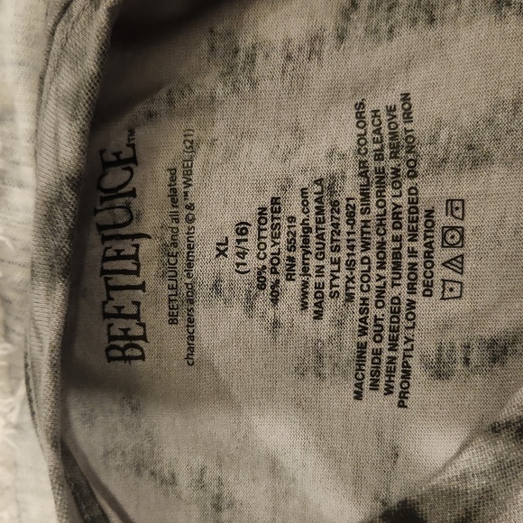 Black & gray tie dye Beetlejuice t-shirt size XL, new with tags! - Picture 4 of 7